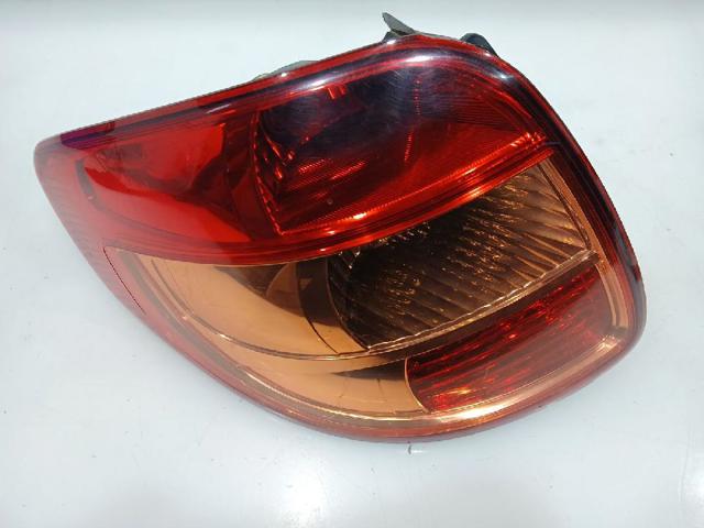Piloto trasero izquierdo 3567079J00 SUZUKI