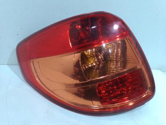 Piloto trasero izquierdo 3567079J00000 SUZUKI