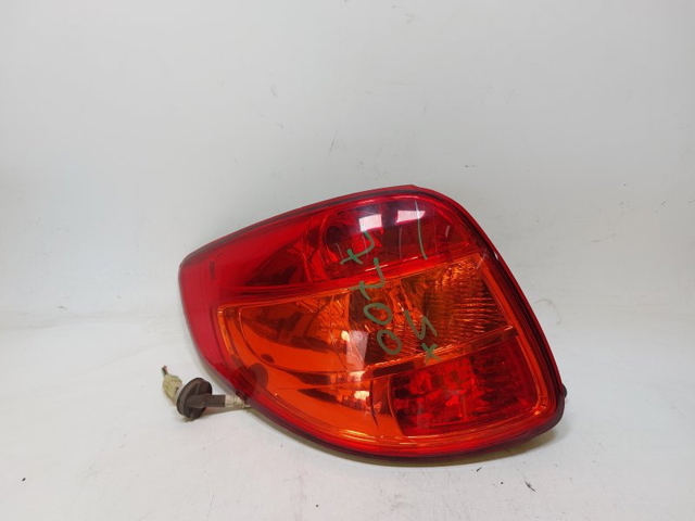 Piloto trasero izquierdo 3567079J00000 SUZUKI