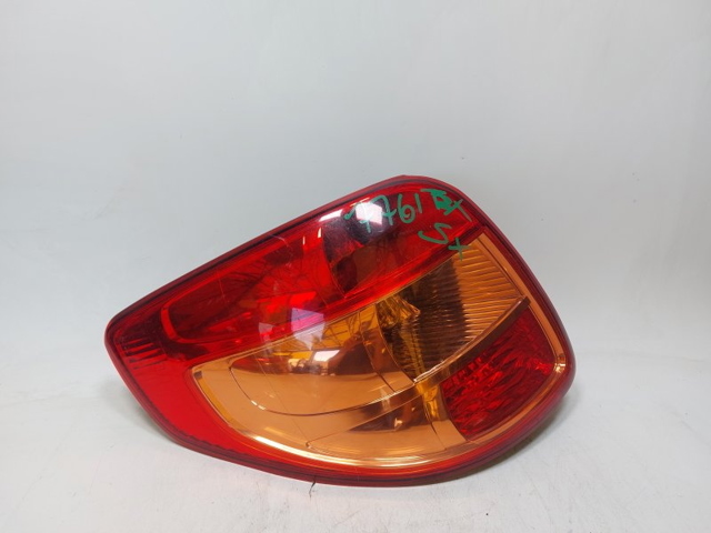 Piloto trasero izquierdo 3567079J00000 SUZUKI