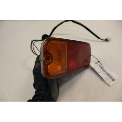 3567081A10 SUZUKI Piloto trasero izquierdo de parachoques  disponible Ourense