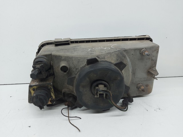 FIAT 35680748 Faro derecho  en stock Terrassa