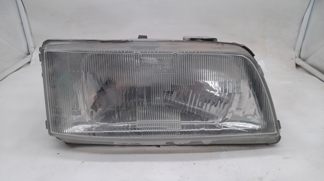 PEUGEOT 35680748 Faro derecho  en stock Terrassa