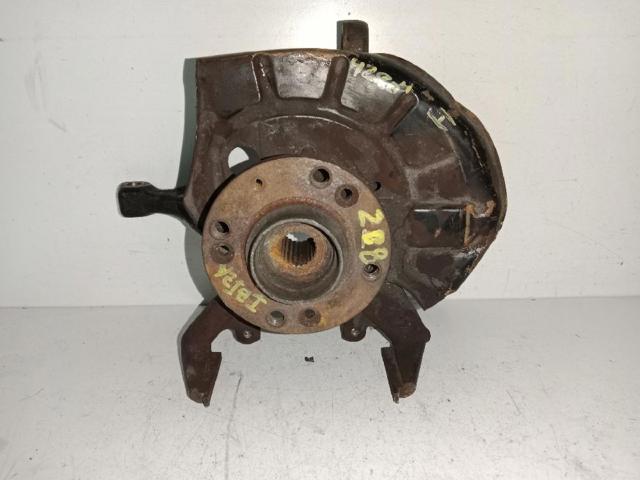 357407255C Mangueta delantera izquierda  disponible Utrera