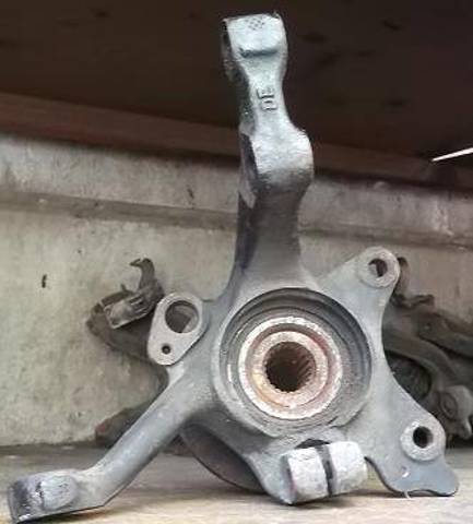 VAG 357407255C Mangueta delantera izquierda  comprar en Ponferrada