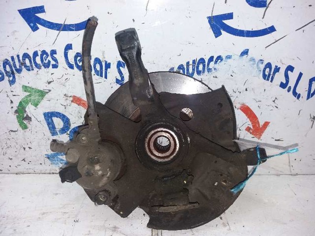 357407256C VAG Mangueta delantera derecha  en stock Gandía