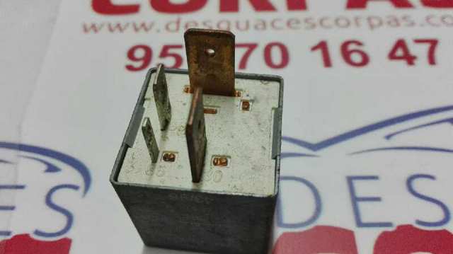 Relé de bujía de precalentamiento Volkswagen Transporter 7HB, 7HJ, 7EB, 7EJ