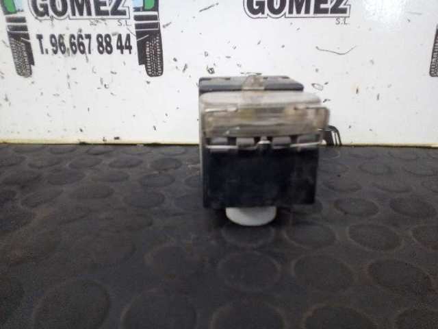 VAG 357919506A Regulador de velocidad del ventilador de refrigeración (unidad de control)  en stock Terrassa