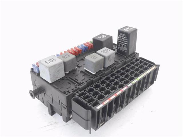 Caja de fusibles para Volkswagen Golf 1E7
