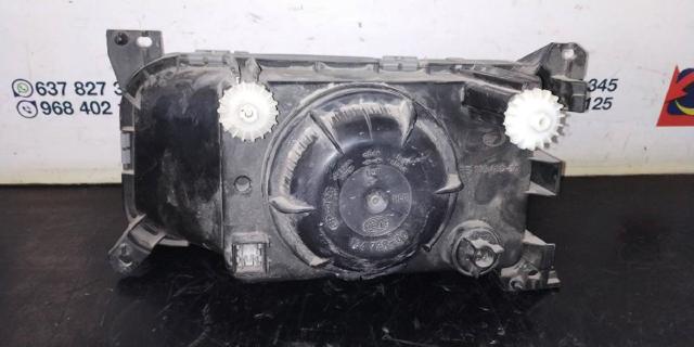 VAG 357941018 Faro derecho  en stock Terrassa
