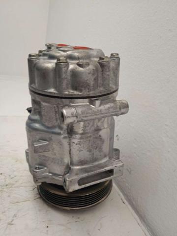 VOLVO 36000989 Compresor de aire acondicionado  en stock Salamanca