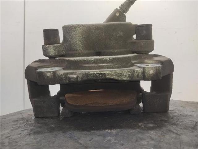 VOLVO 36002410 Pinza de freno delantera derecha  en stock Salamanca