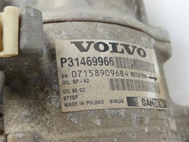 36010255 VOLVO Compresor de aire acondicionado  en stock Gandía