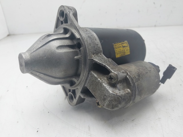 HYUNDAI 3610022805 Motor de arranque  disponible Lugo
