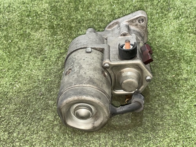 HYUNDAI 3610027011 Motor de arranque  comprar en Ponferrada