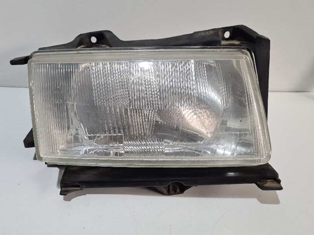 36160748 Faro izquierdo  disponible Utrera