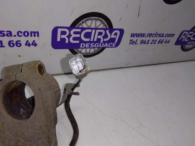 PEUGEOT 364654 Mangueta delantera izquierda  en stock Terrassa