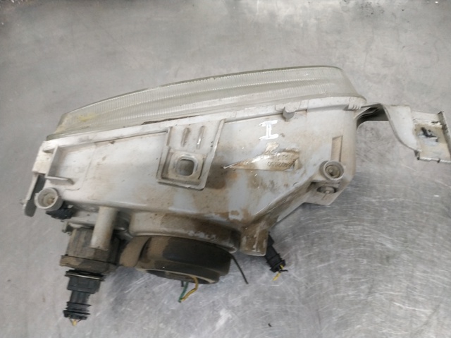 Faro izquierdo Fiat Punto 1 176