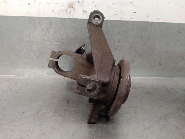 PEUGEOT 364754 Mangueta delantera derecha  en stock Terrassa