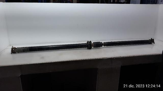 Cardán  370008H800 NISSAN