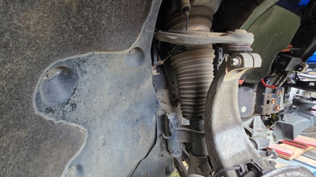 37106877560 BMW