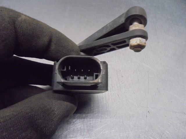 BMW 37146860843 Sensor de nivel de carrocería trasero  comprar en Murcia