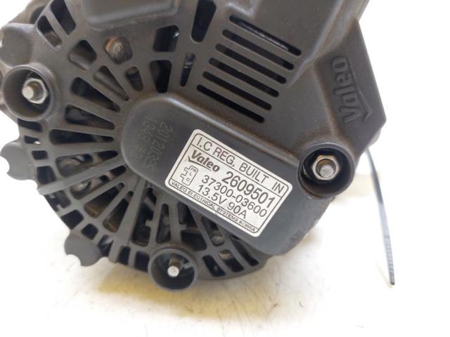 HYUNDAI 3730003100 Alternador  en stock Salamanca