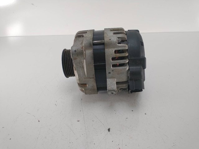 HYUNDAI 3730003805 Alternador  en stock Terrassa