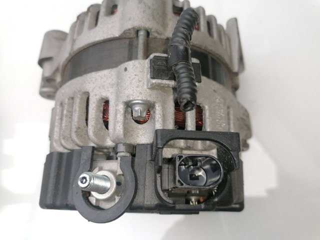 HYUNDAI 3730004950 Alternador  disponible Valladolid