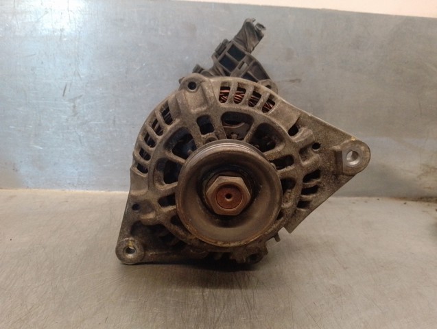 HYUNDAI 3730022200 Alternador  disponible Valladolid