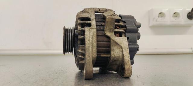 HYUNDAI 3730022650 Alternador  en stock Salamanca