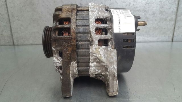 HYUNDAI 3730023600 Alternador  en stock Terrassa