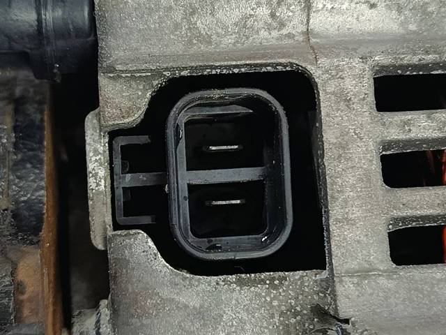 3730027010 HYUNDAI Alternador  comprar en Jaén