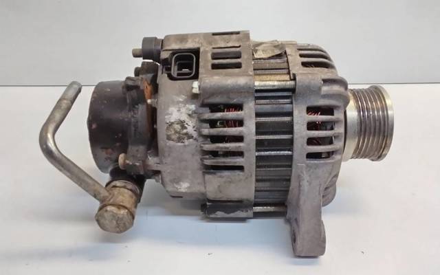 HYUNDAI 3730027030 Alternador  en stock Terrassa