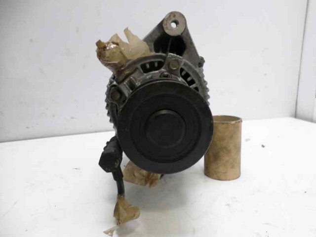 HYUNDAI 3730027600 Alternador  en stock Salamanca