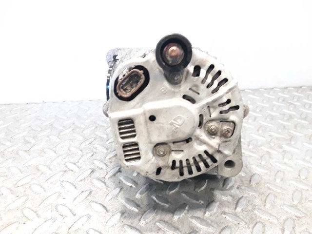 HYUNDAI 3730027600 Alternador  en stock Terrassa