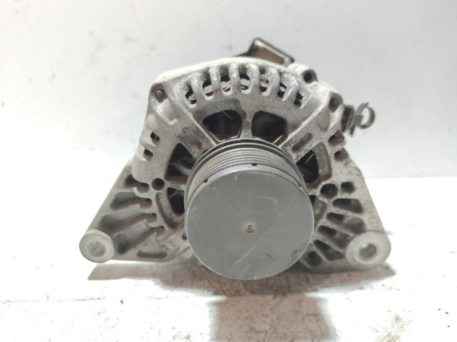 HYUNDAI 373002A010 Alternador comprar Tarragona