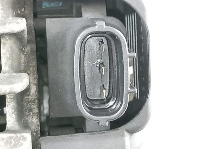 HYUNDAI 373002A601 Alternador  comprar en Ponferrada