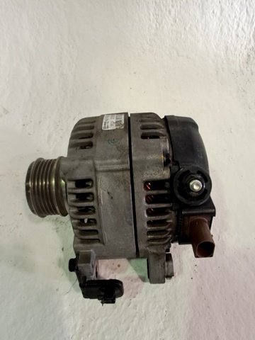 HYUNDAI 373002A700 Alternador  comprar en Murcia