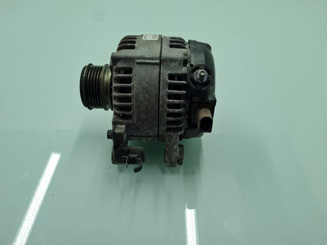 HYUNDAI 373002A700 Alternador  comprar en Albacete