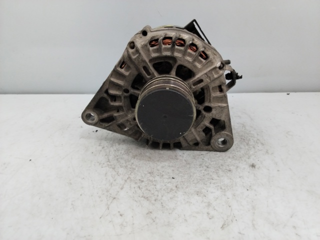 HYUNDAI 373002A800 Alternador  en stock Valencia