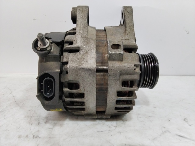 HYUNDAI 373002A850 Alternador  comprar en Ponferrada
