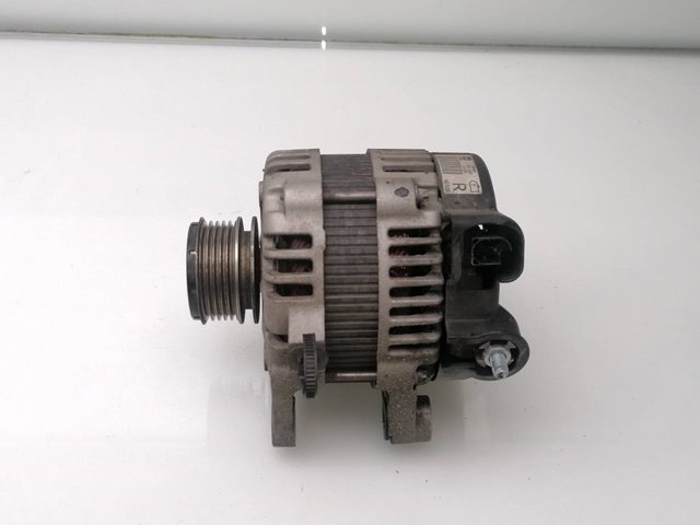 HYUNDAI 373002A900 Alternador comprar Pamplona