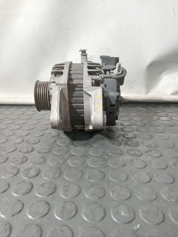 HYUNDAI 373002B101 Alternador  en stock Valencia