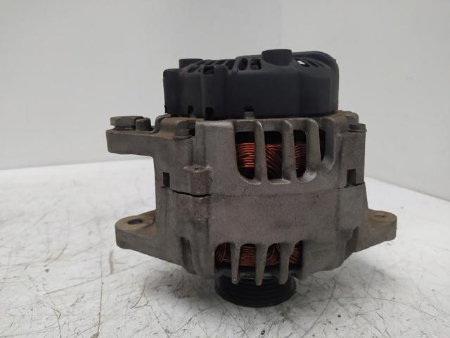 HYUNDAI 373002B600 Alternador  en stock Valencia