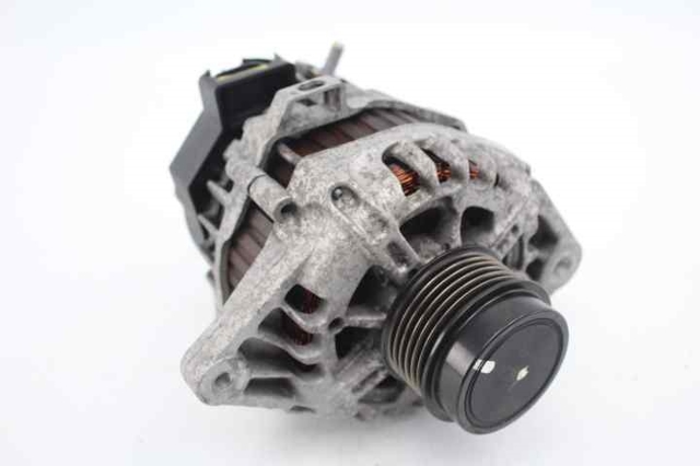 373002B700 Hyundai/Kia