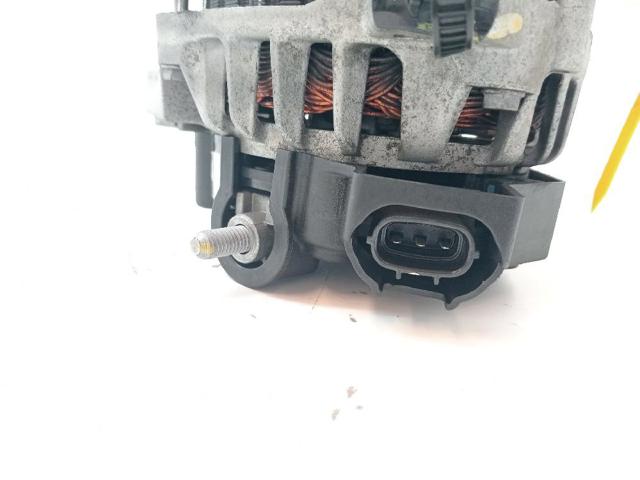HYUNDAI 373002B710 Alternador  en stock Salamanca