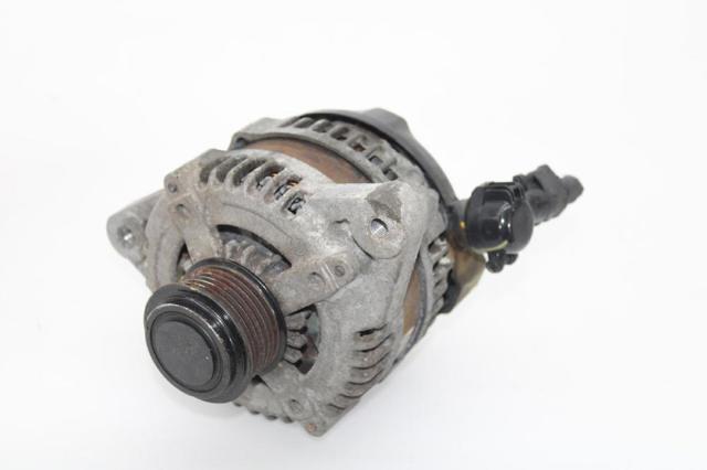 Alternador del motor 373002F200 HYUNDAI