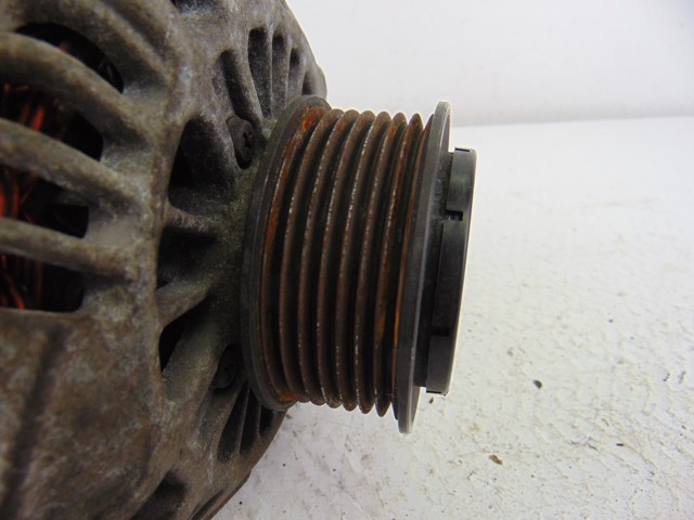 373004A112 HYUNDAI Alternador  en stock Huelva
