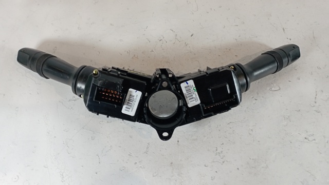 3753MA2210 HYUNDAI Conmutador derecho de la columna de dirección  en stock Gandía
